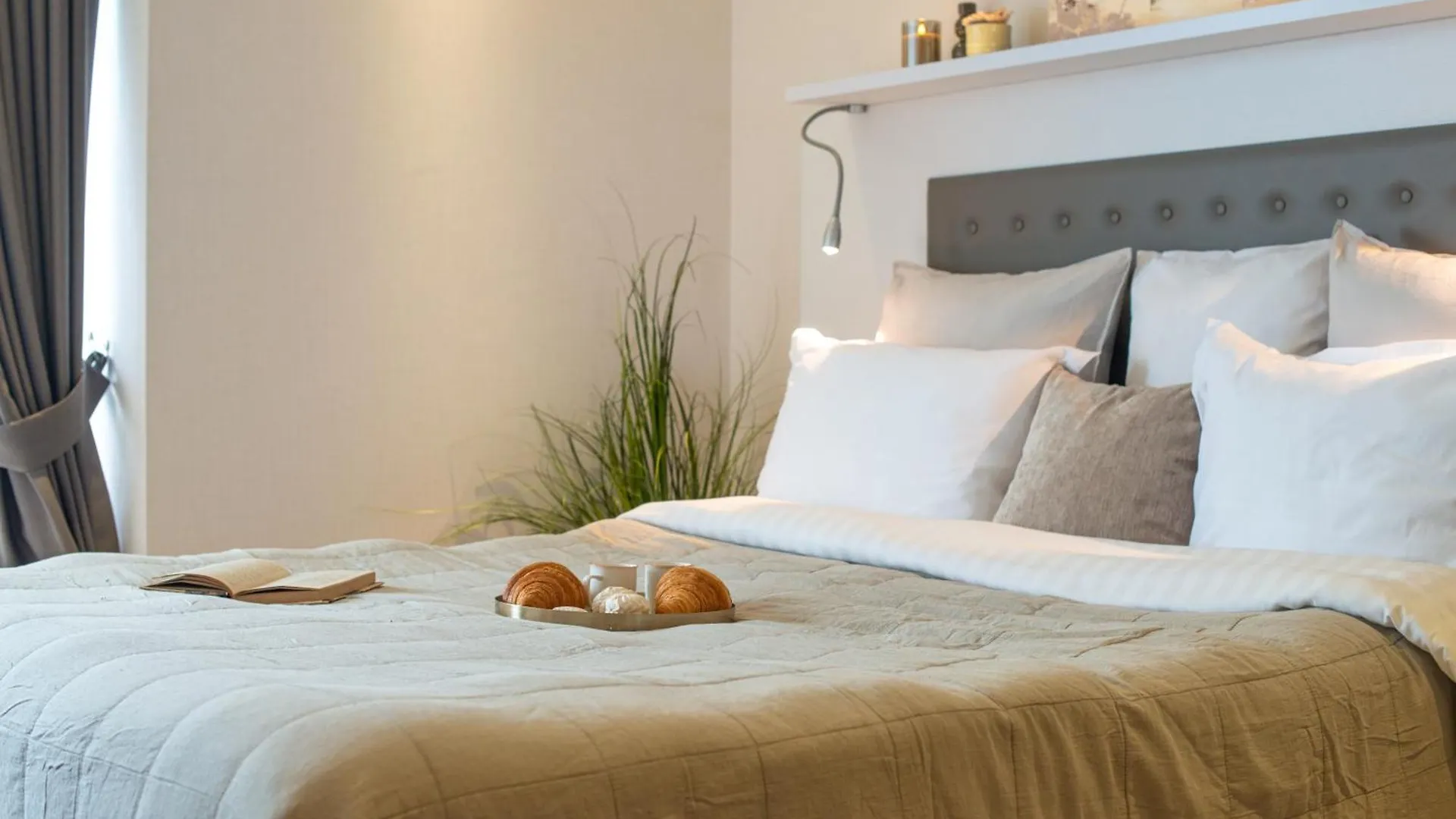 Serenity Oasis With Sea View By Aesthaven Batumi Apartment